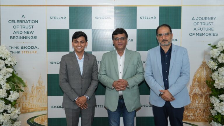 Stellar Škoda Delivers Over 100 Vehicles Across Gujarat on the Auspicious Occasion of Rath Yatra